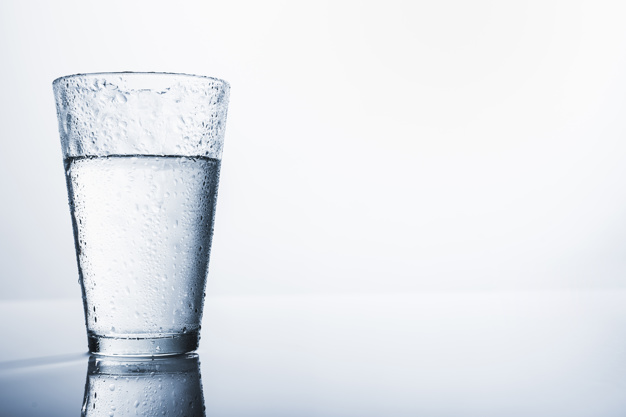 Cara diet sehat dengan minum air putih