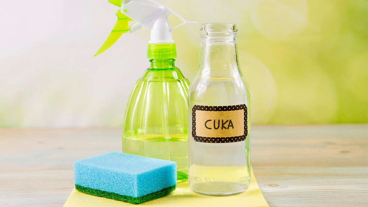 Air cuka untuk panci gosong