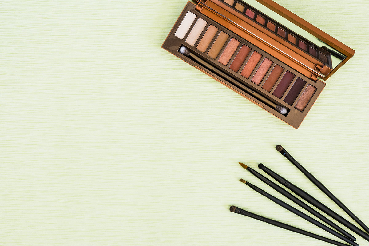 brush makeup