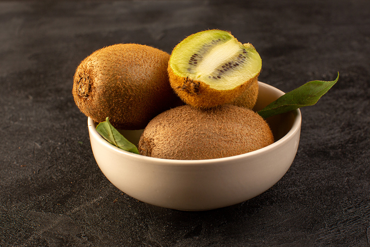 Manfaat buah kiwi