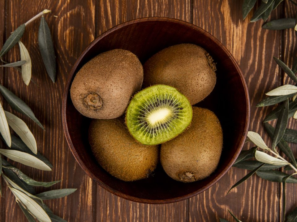 Manfaat buah kiwi