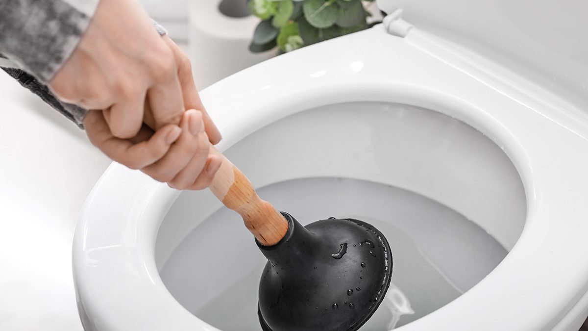 Tips atasi WC mampet
