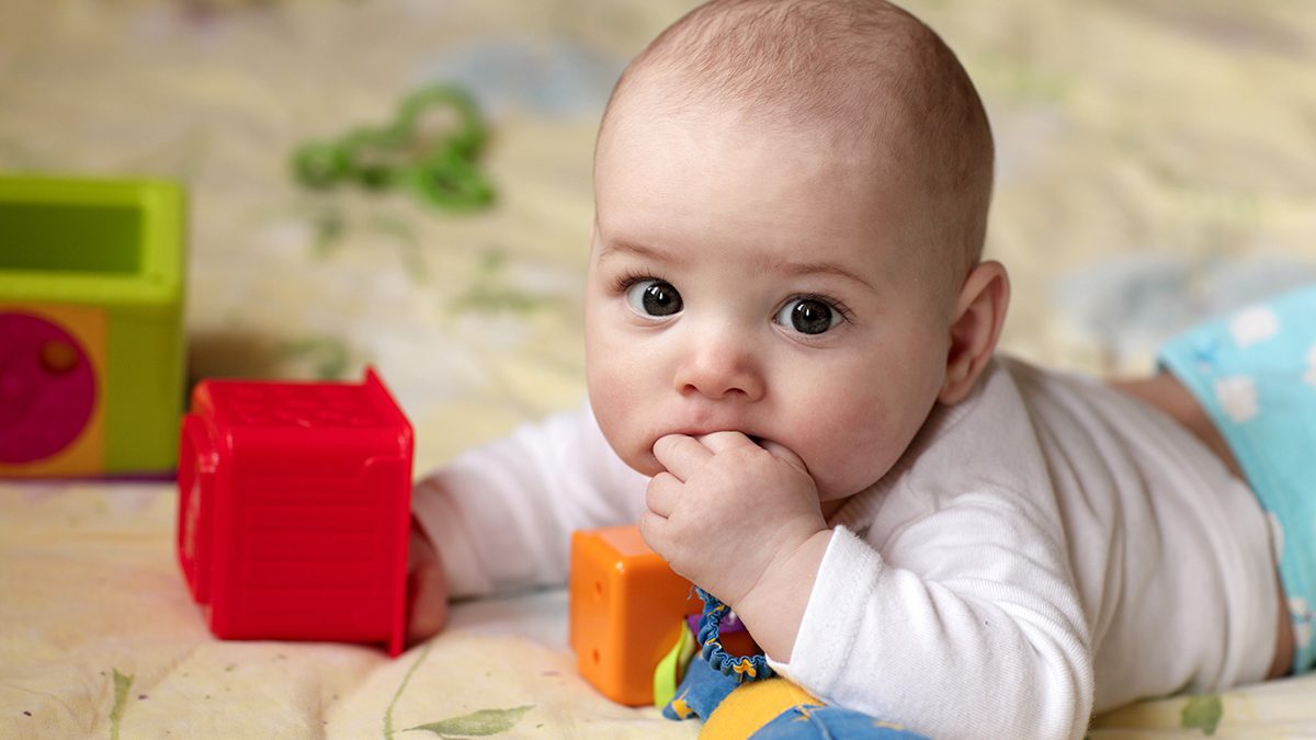 cara melatih bayi tengkurap