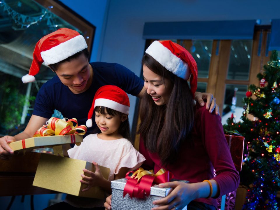 kado natal untuk anak
