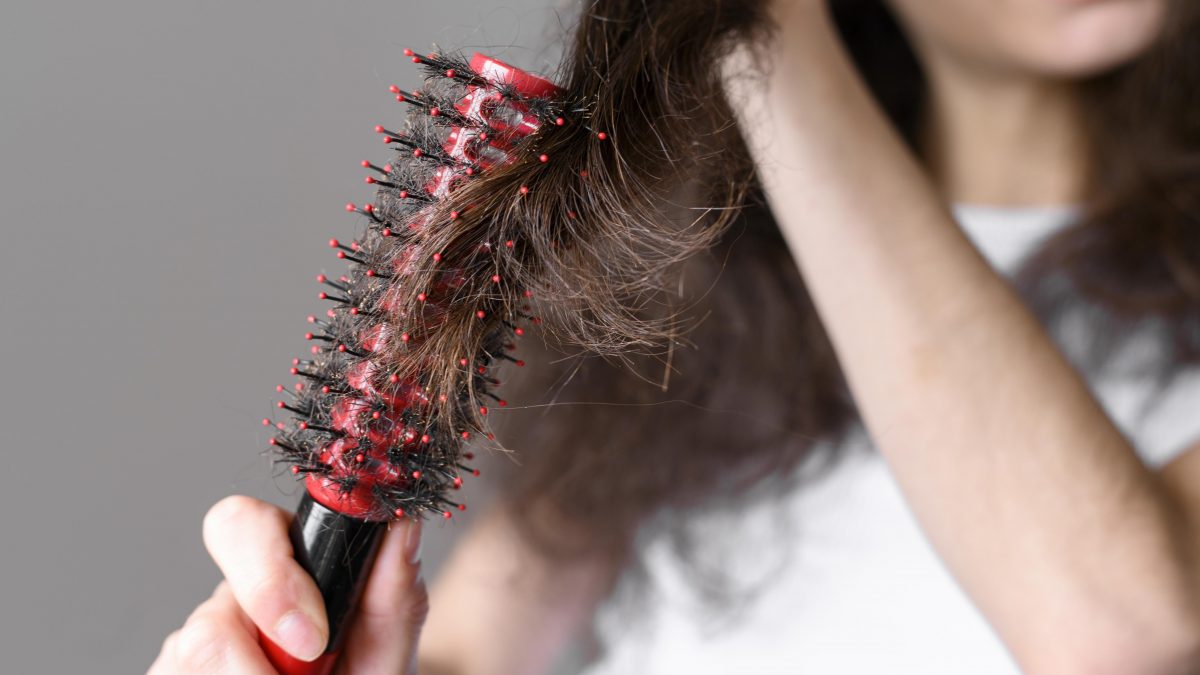 Mengatasi rambut kusut
