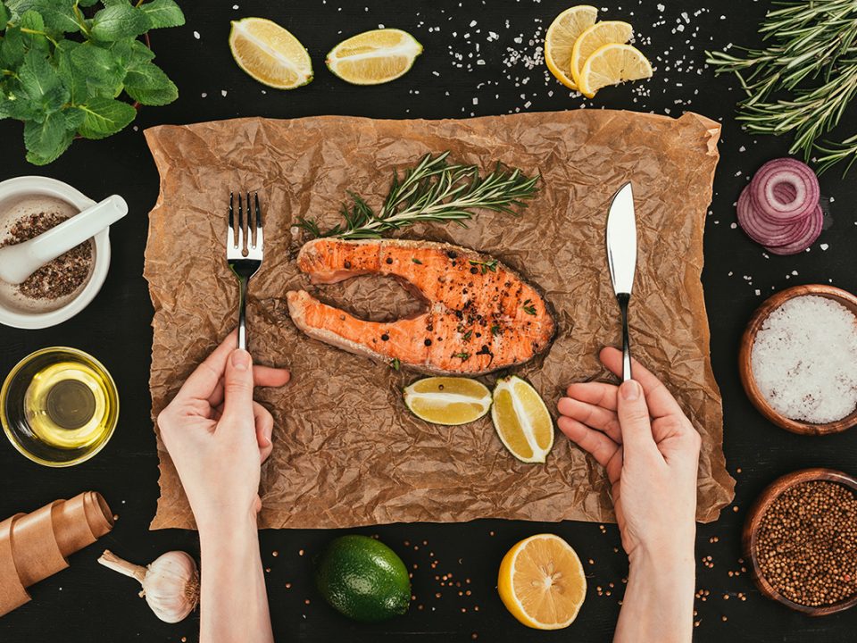 Makanan rendah kalori salmon