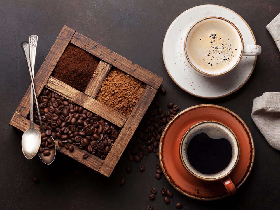 Pantangan saat tipes minum kopi