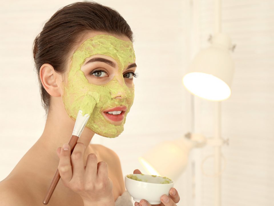 Cara Memakai Masker Spirulina