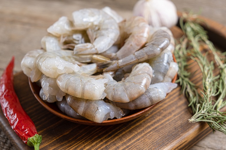 Cara Membersihkan Udang