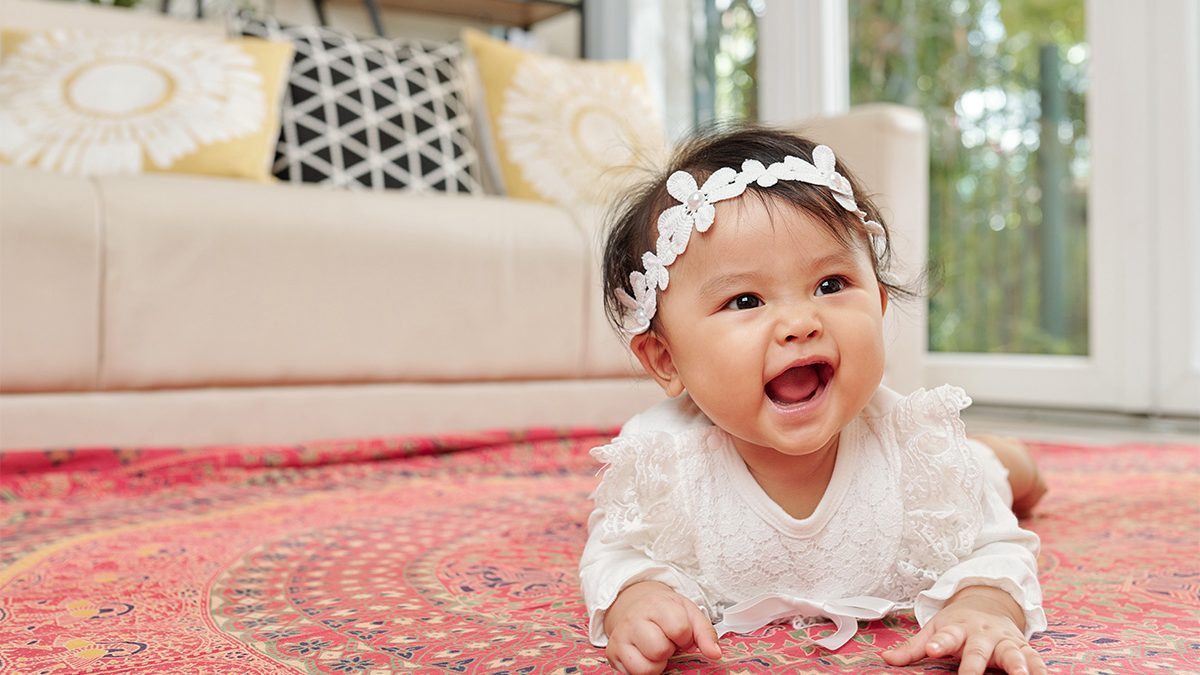 Perkembangan motorik bayi