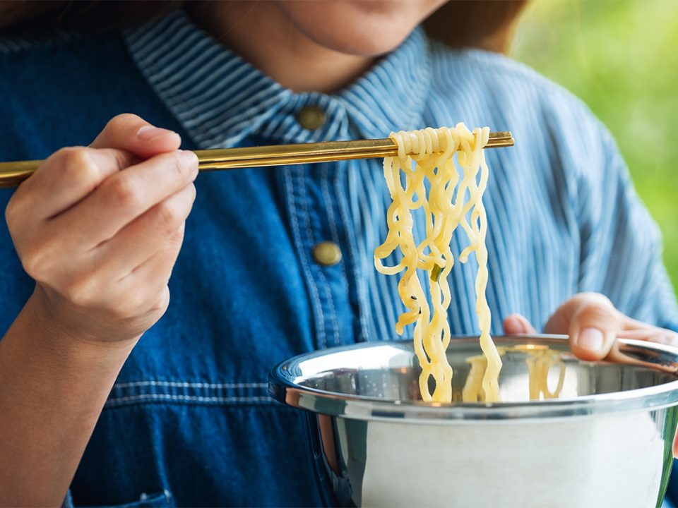 Ibu Hamil Makan Mie Instan