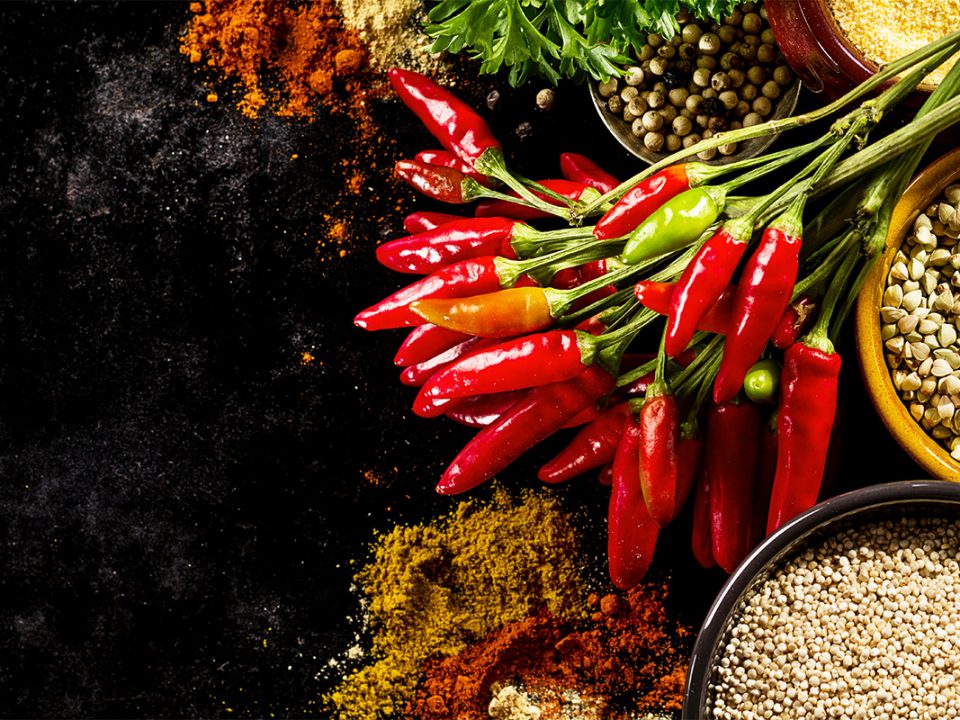 Makanan pedas dihindari tipes
