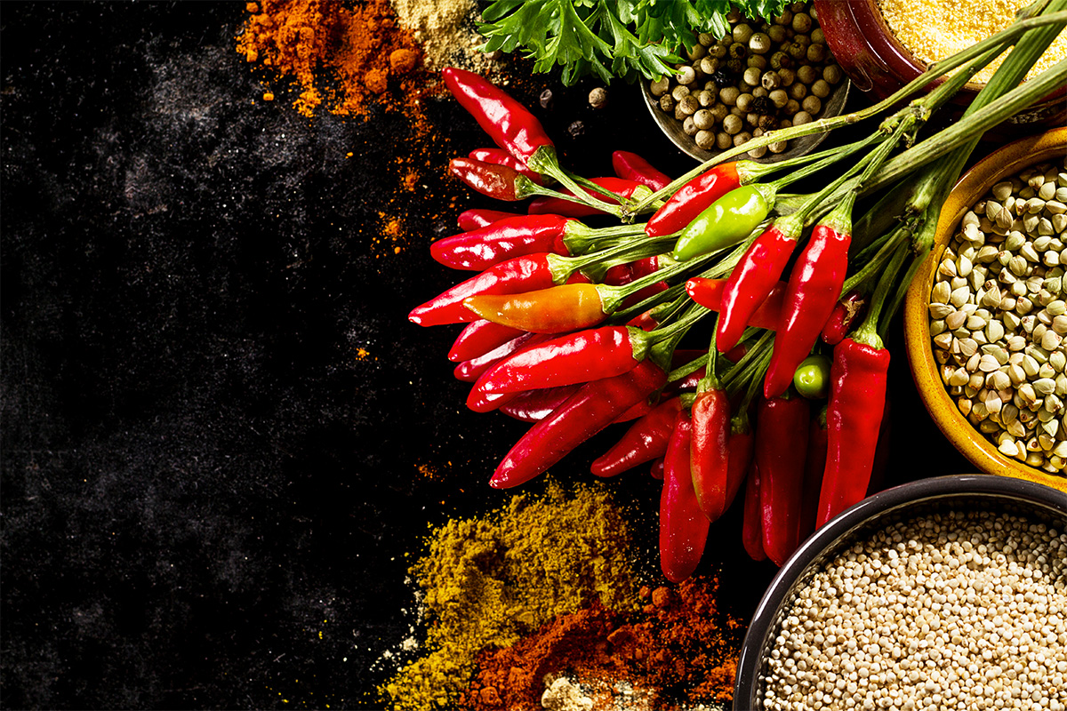 Makanan pedas dihindari tipes