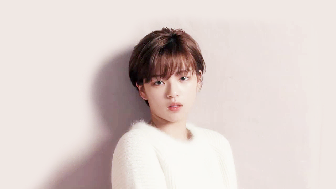 Pixie haircut Jungyeon TWICE