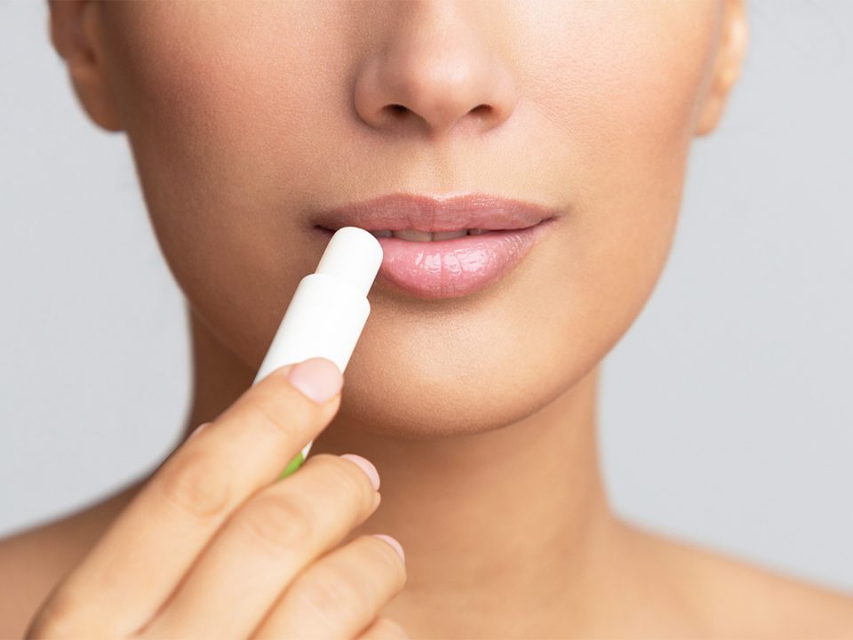 Cara Mengatasi Bibir Hitam