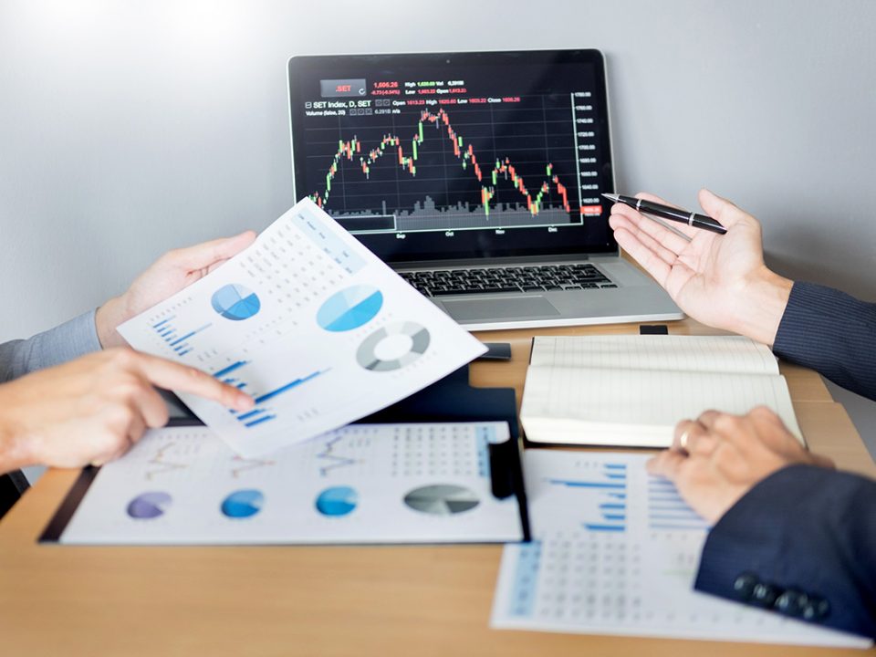 Analisis Fundamental