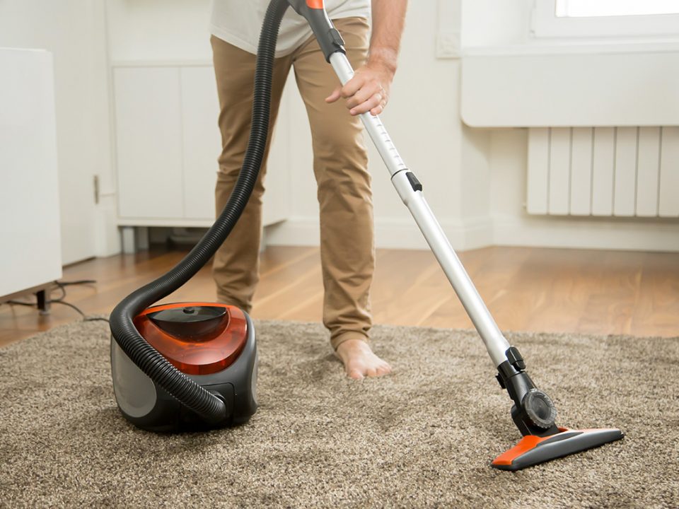 Cara Membersihkan Karpet
