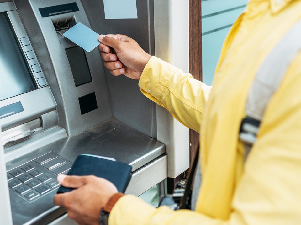 Skimming ATM