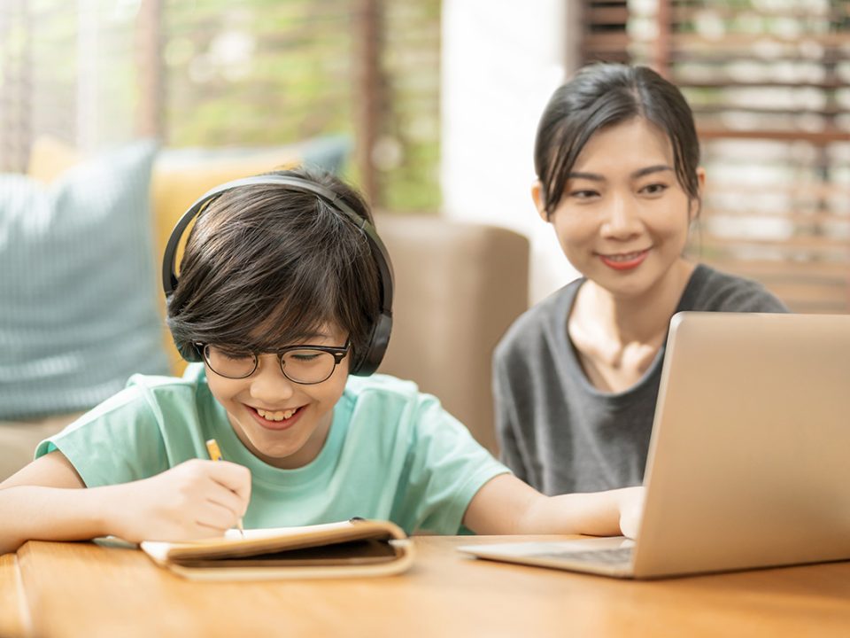 Mendukung Anak