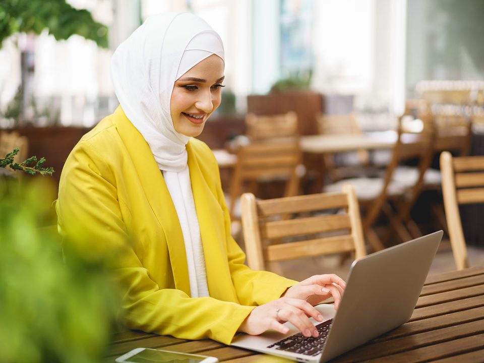 Hijab ke Kantor