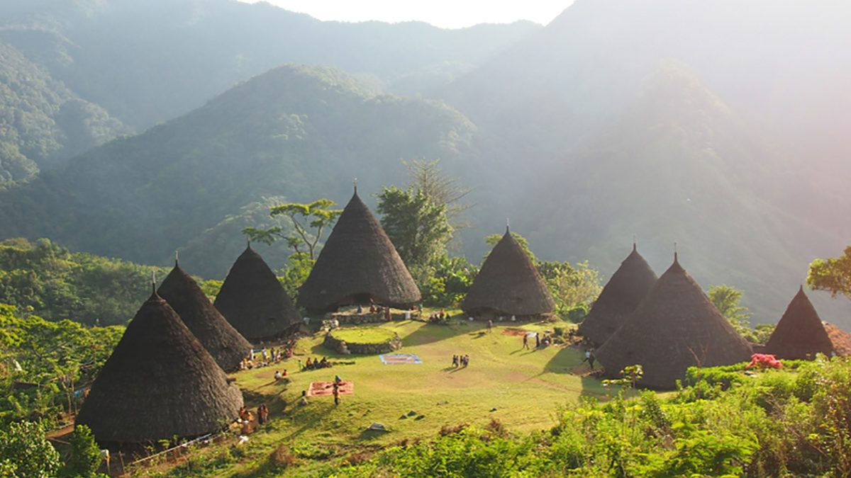 Wisata di Flores