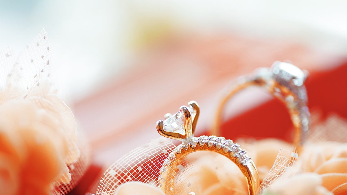 Model Cincin Tunangan