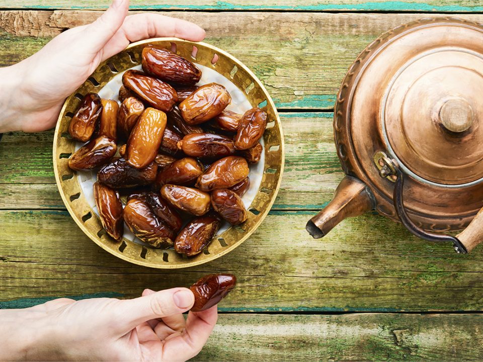 Kurma untuk Lambung