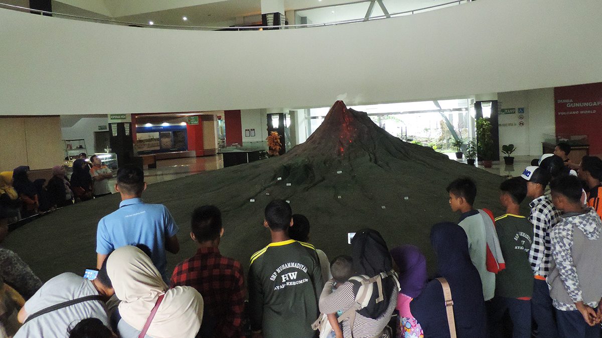 Manfaat Wisata Sejarah