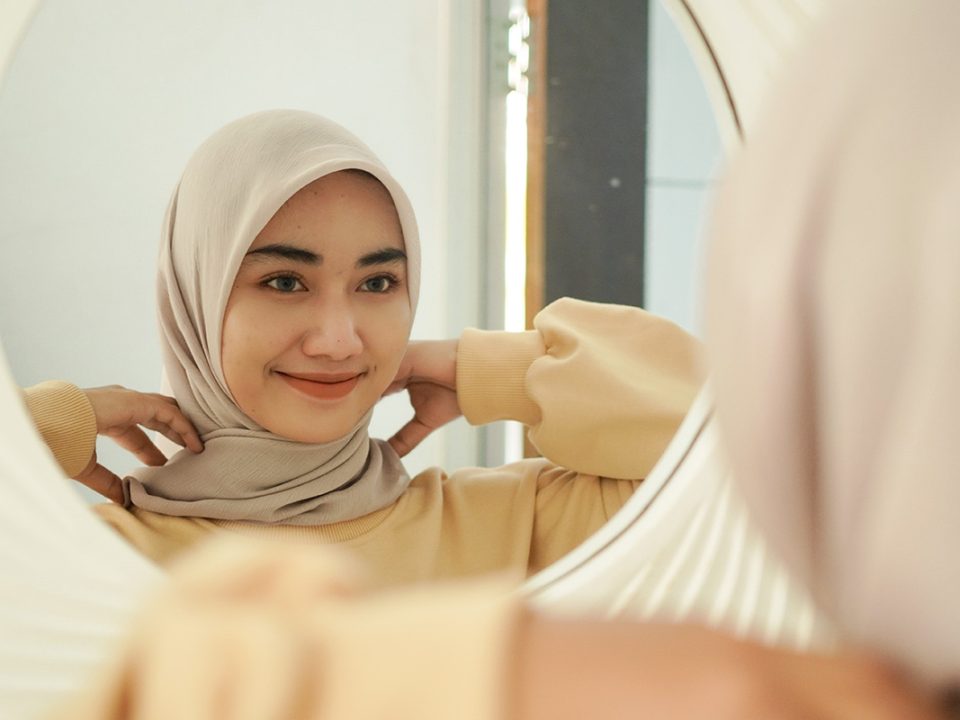 Jilbab Mudah Dibentuk