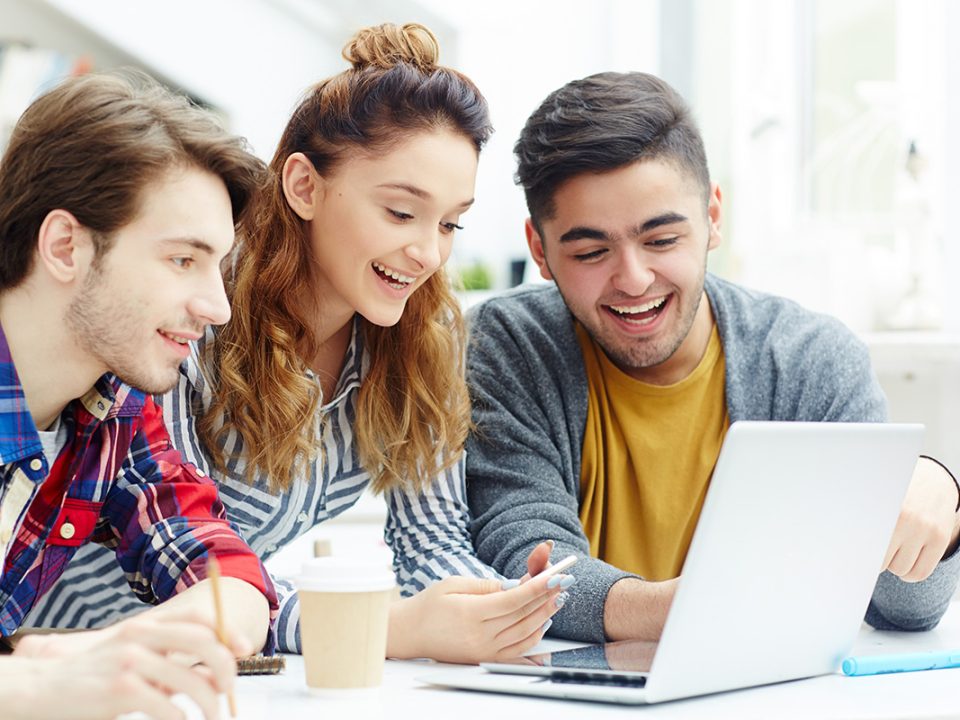 Meningkatkan Skill Komunikasi