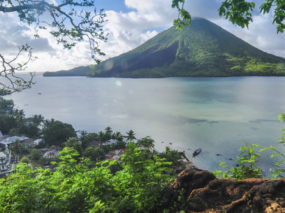 Wisata di Banda Neira