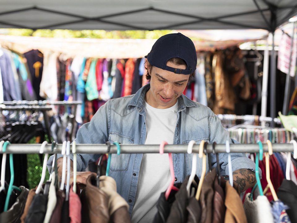 Bisnis Thrift shop