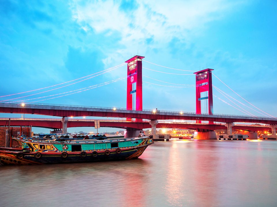 Wisata di Palembang Ampera