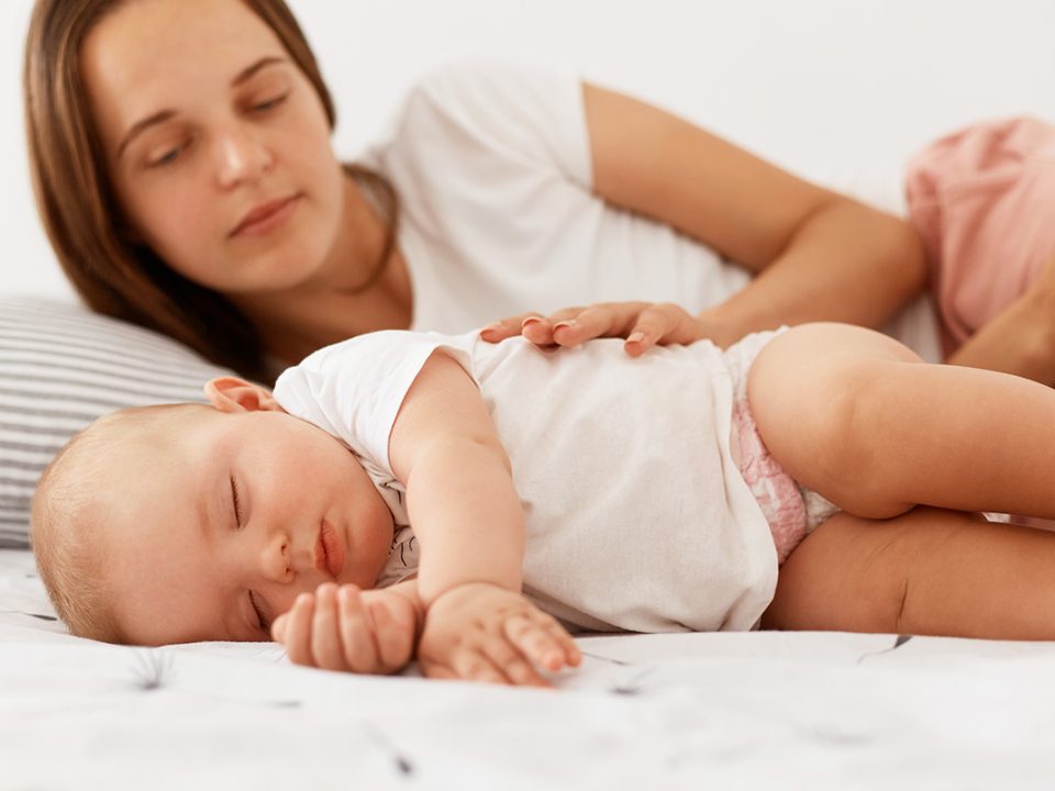 Menidurkan Bayi Tanpa Digendong