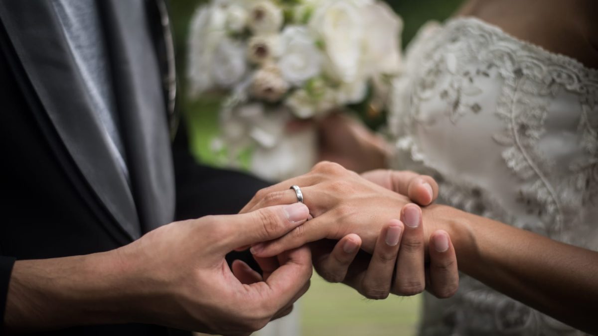 Pernikahan Sederhana