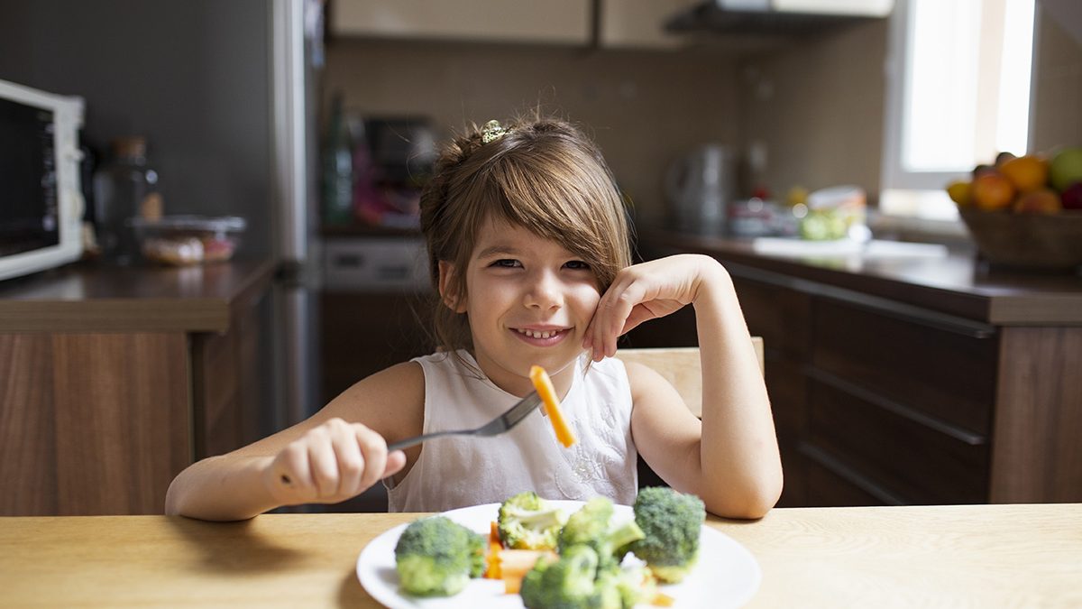 Anak Makan Sayur