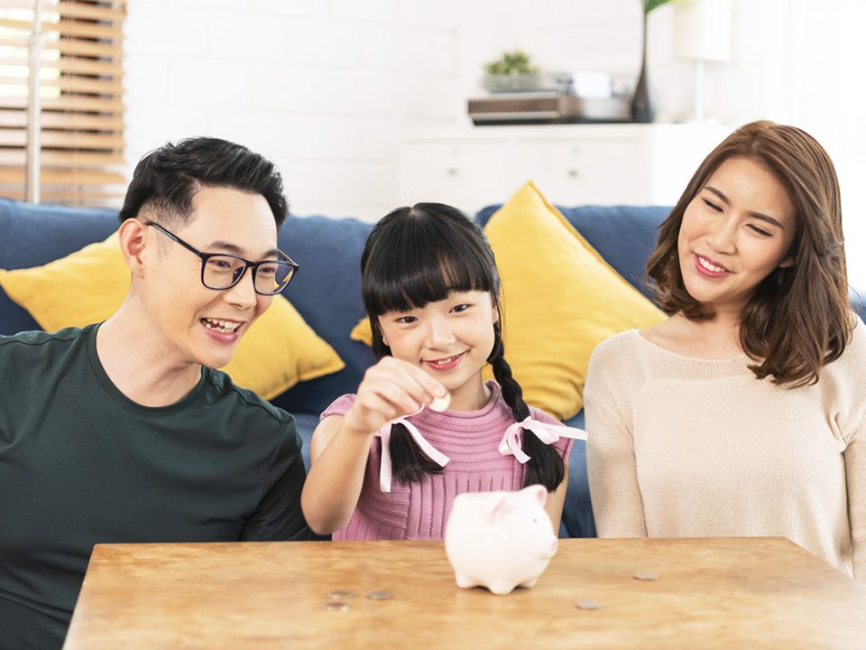 Anak Mengatur Uang
