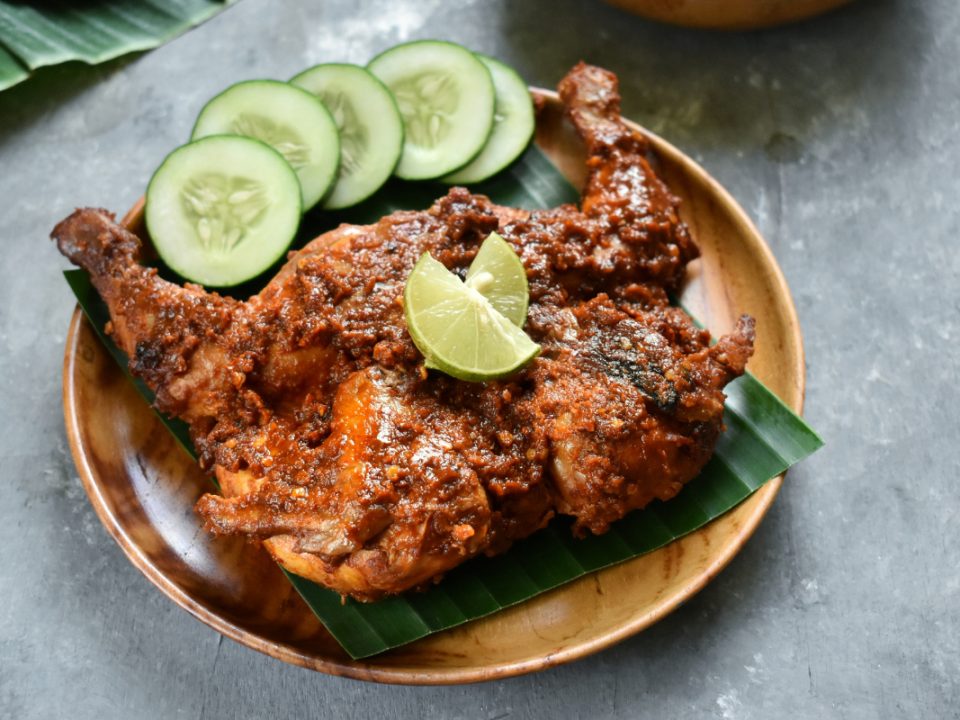 Makanan Khas Lombok Ayam Taliwang