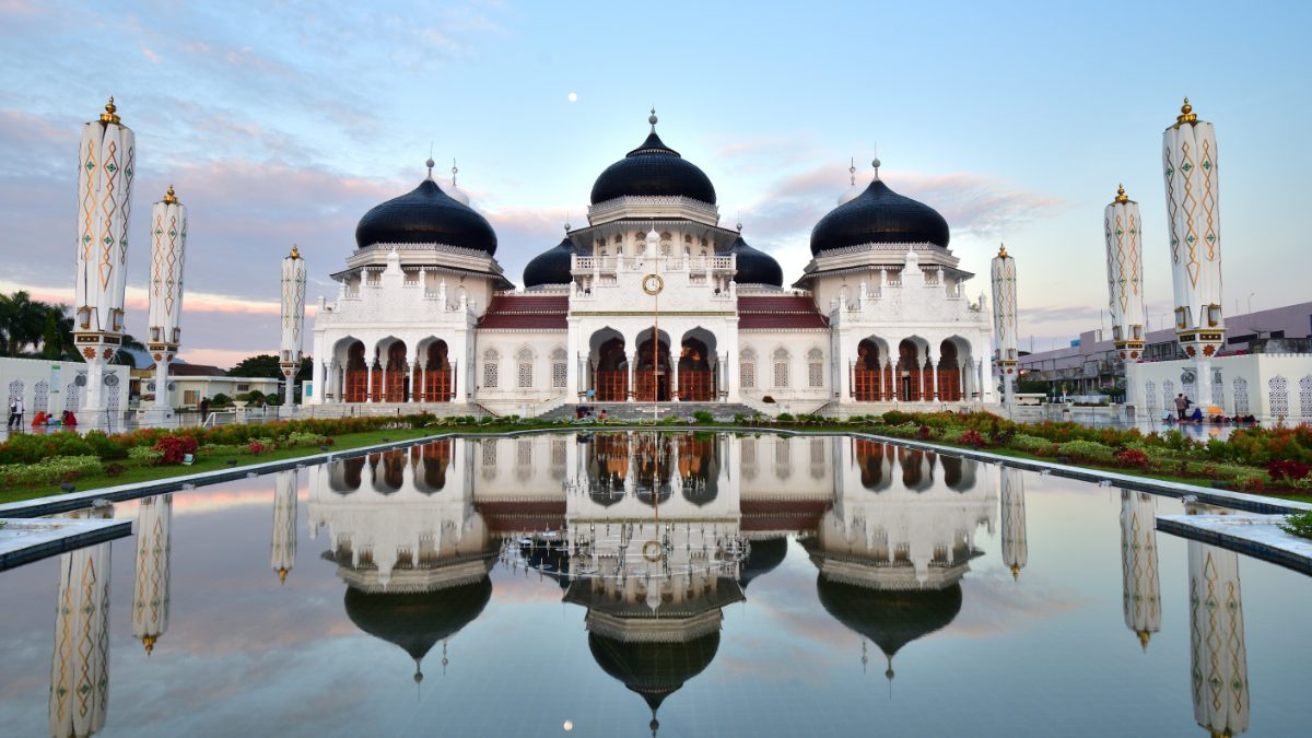 Wisata di Banda Aceh Masjid Baiturrahman