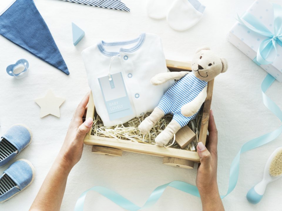 Kado Bayi Cowok