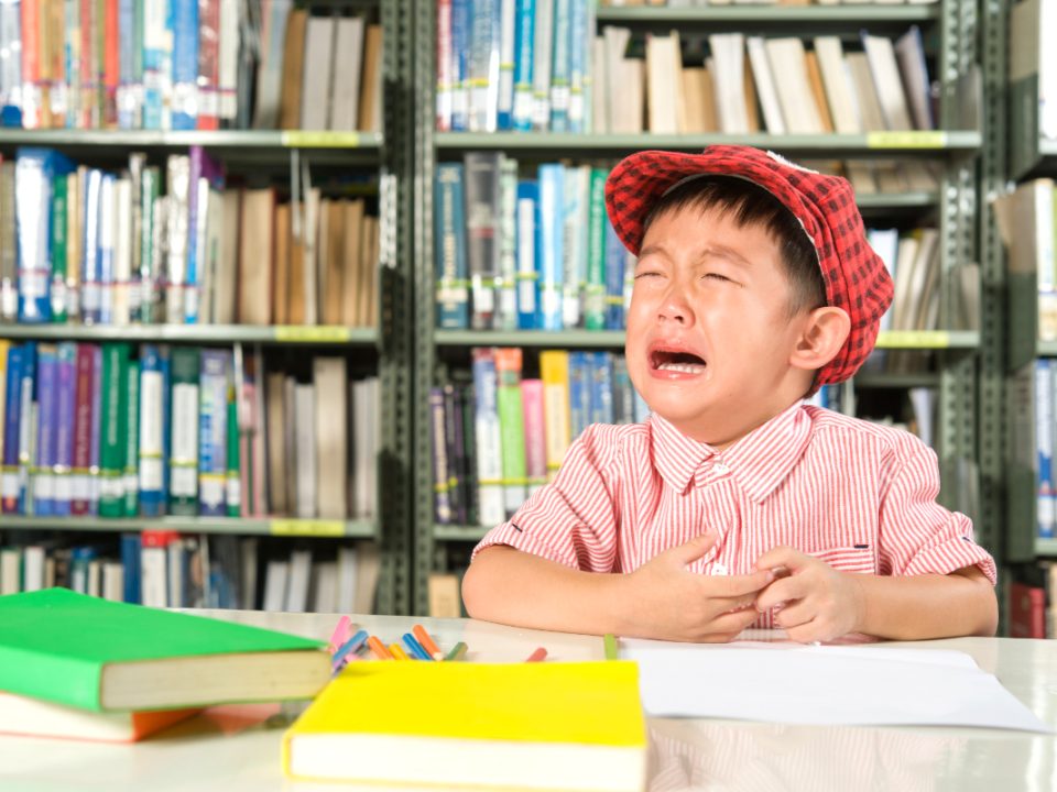 Anak Menangis di Sekolah