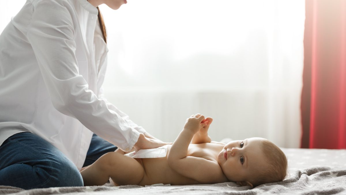BAB bayi berwarna hijau