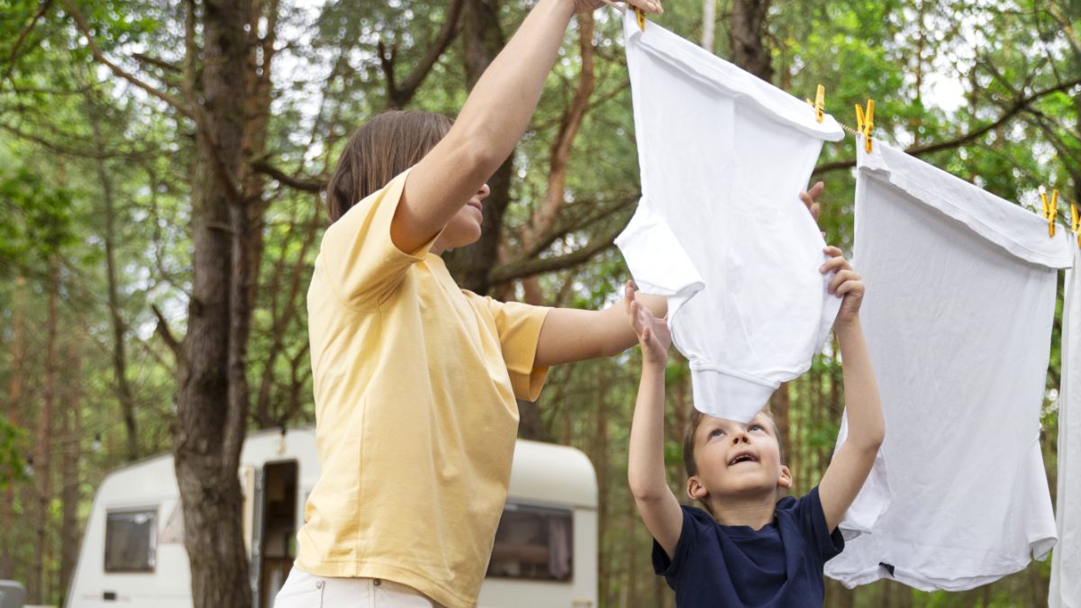 Anak suka menolong
