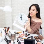 Ciri makeup kedaluwarsa