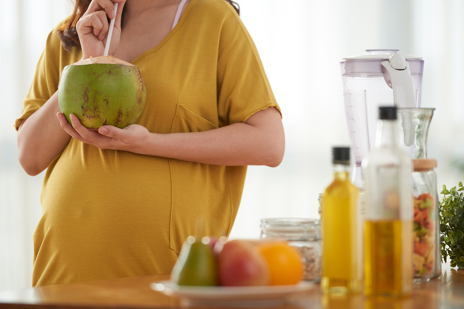 Manfaat air kelapa bagi ibu hamil