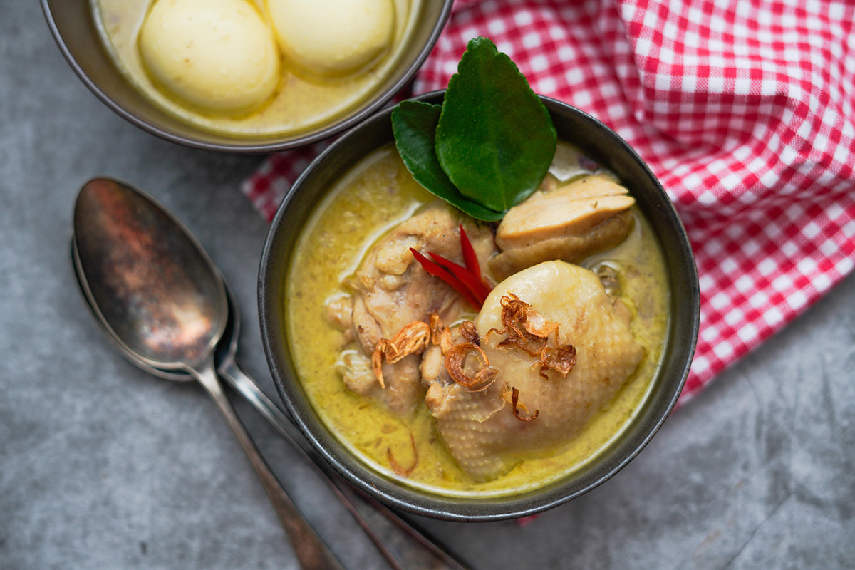 Opor makanan bersantan