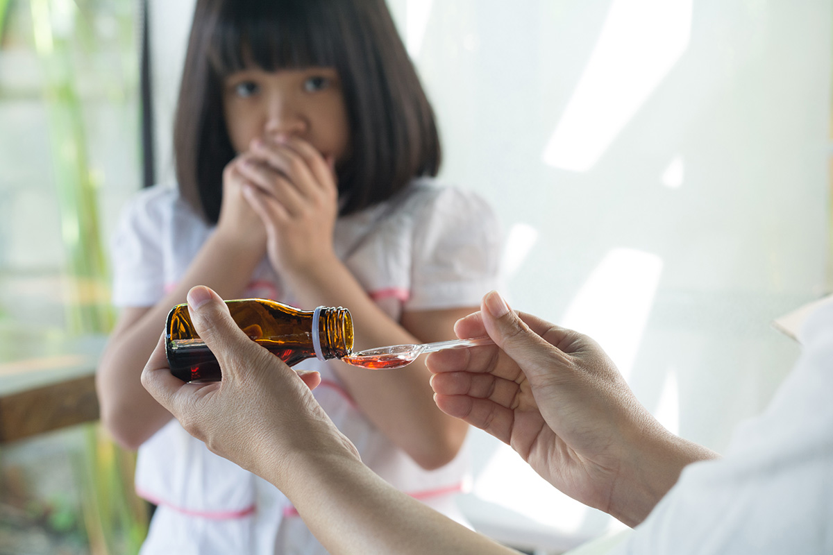 cara mengajak anak minum obat