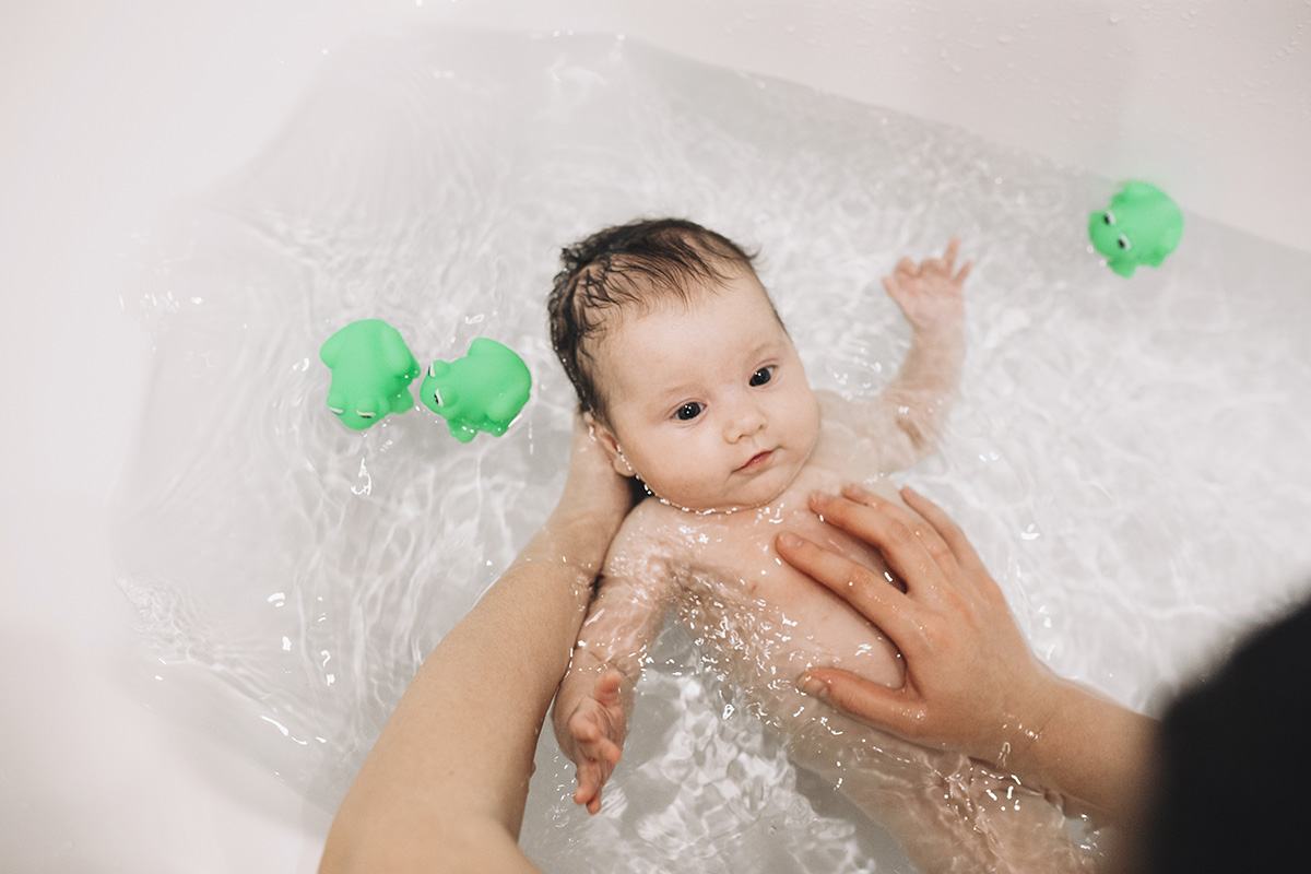 Tips merawat kulit bayi