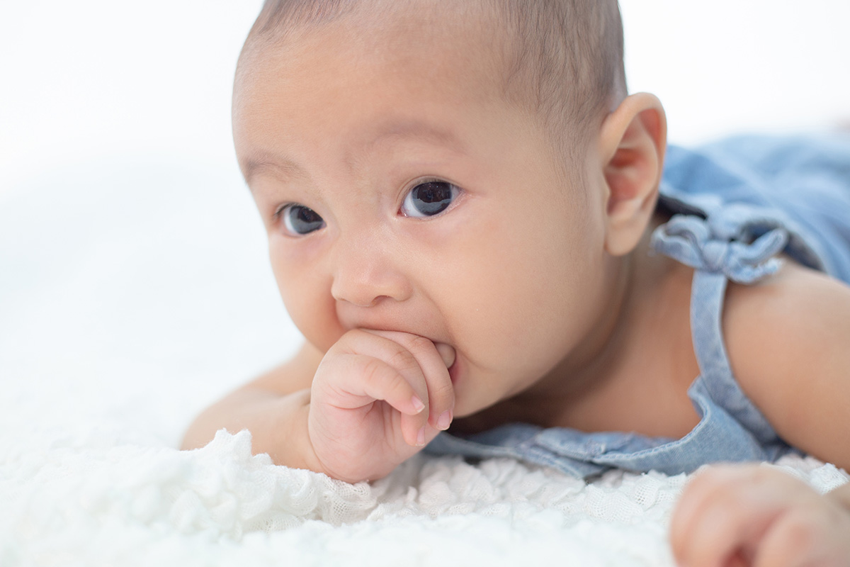 Perkembangan bayi 3 bulan