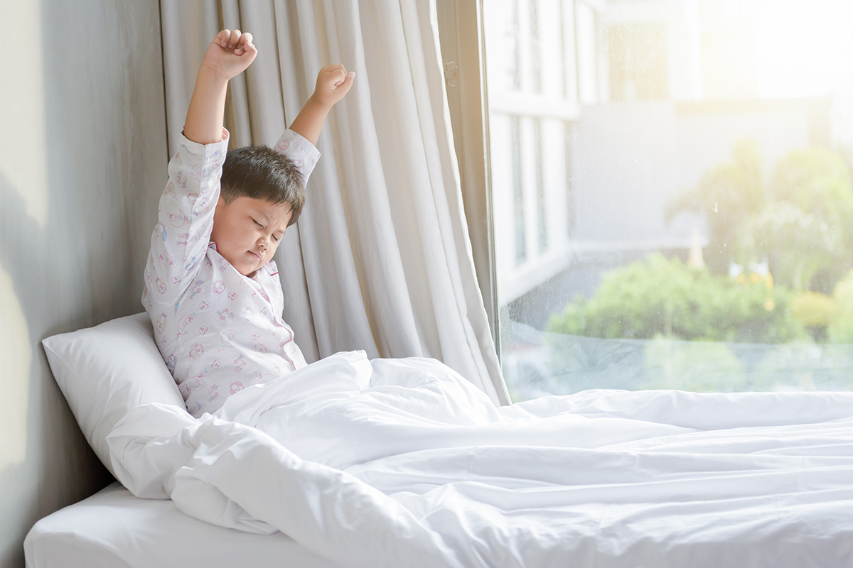 Cara mengajarkan anak bangun pagi